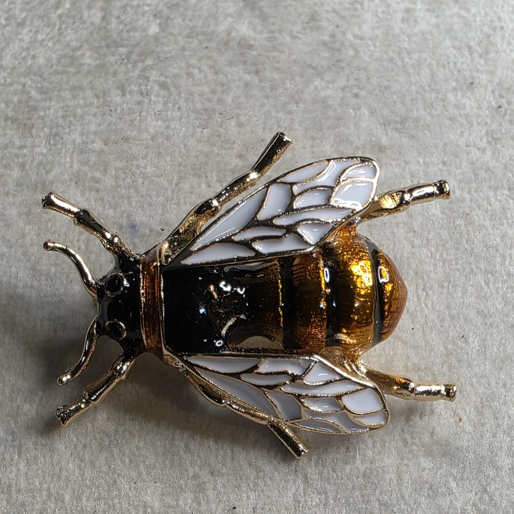 Gold and Black Bee Brooch - Picture 3 of 5